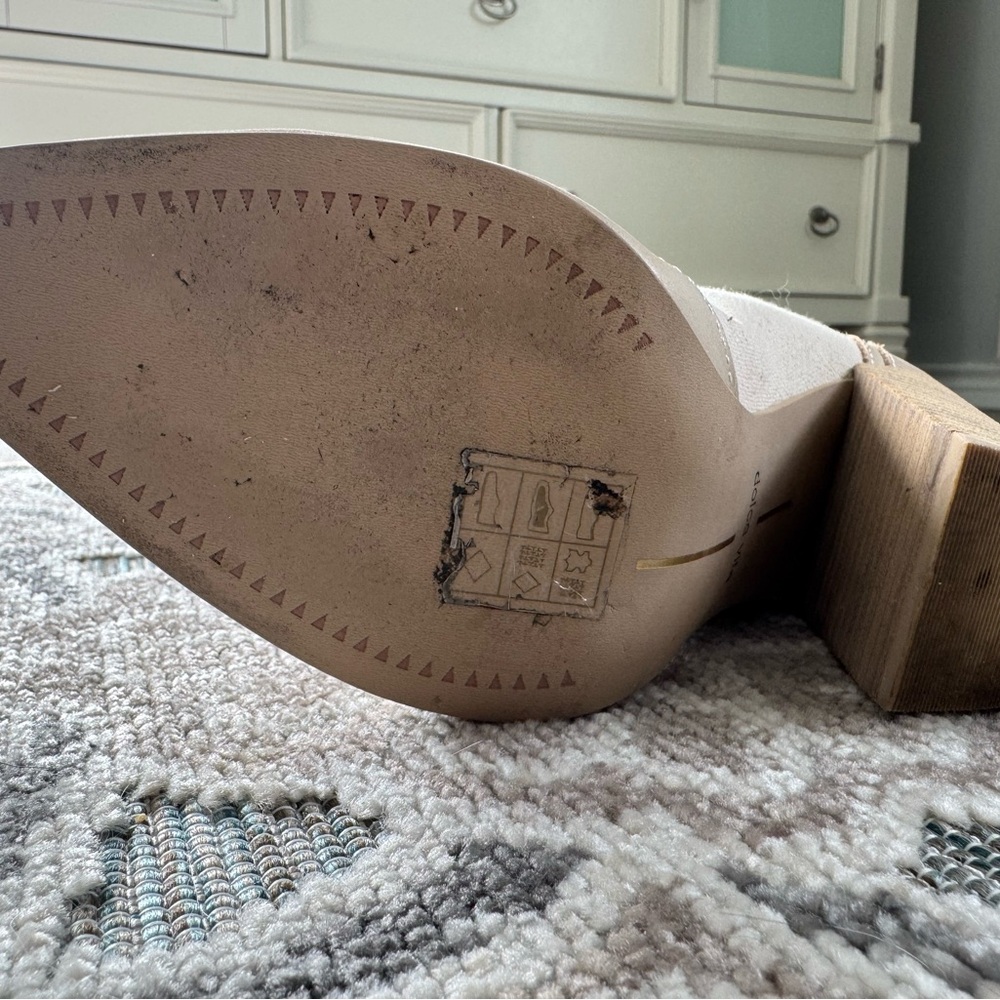 Dolce Vita Noraya Beige Ankle Boots Size 7 - Picture 5 of 10